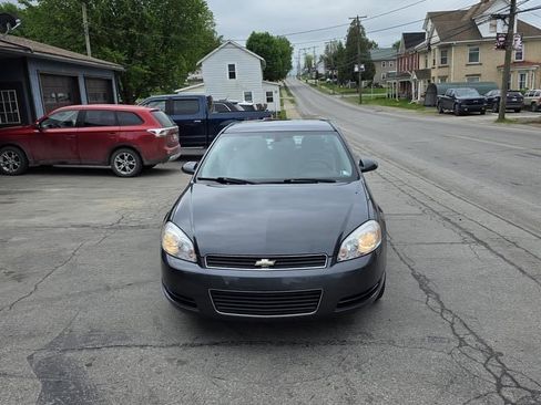 Used 2011 Chevrolet Impala LS FWD image 3
