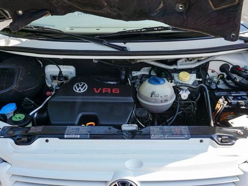 Used 2000 Volkswagen Eurovan Camper FWD image 16