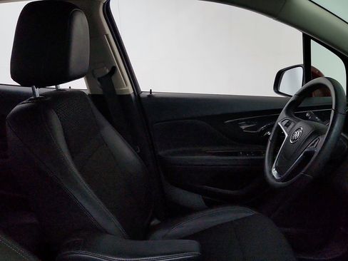 Certified 2022 Buick Encore Preferred AWD/4WD image 29