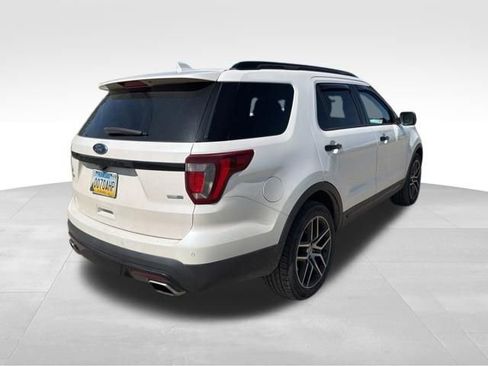 Used 2017 Ford Explorer Sport w/ Equipment Group 401A AWD/4WD image 3