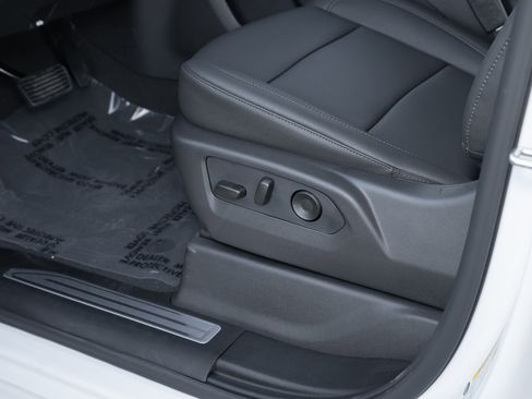 New 2026 GMC Sierra 1500 SLT w/ SLT Premium Plus Package image 36