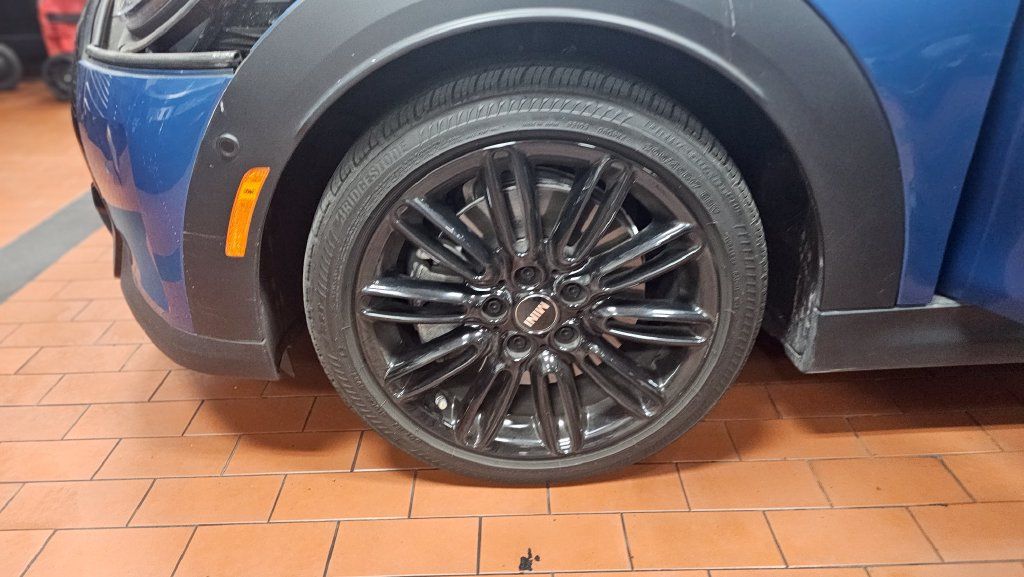 Used 2024 MINI Cooper S FWD image 7