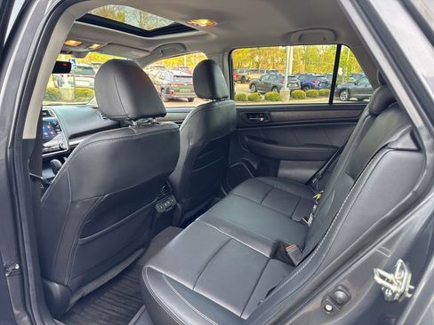 Used 2019 Subaru Outback 2.5i Limited AWD/4WD image 13