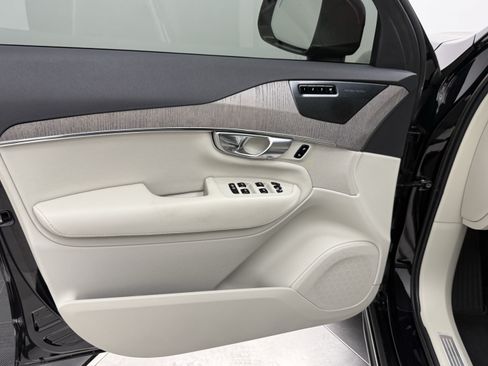 Certified 2023 Volvo XC90 B6 Plus w/ Protection Package Premier AWD/4WD image 10