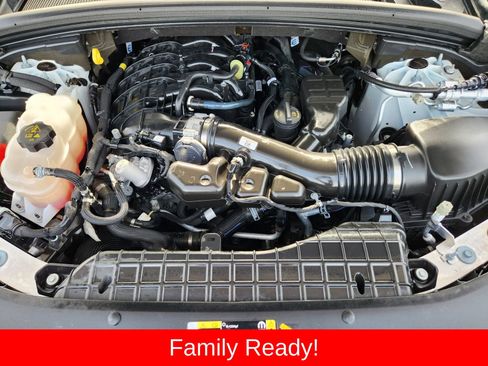 Used 2023 Jeep Grand Cherokee L Laredo w/ Luxury Tech Group I AWD/4WD image 42