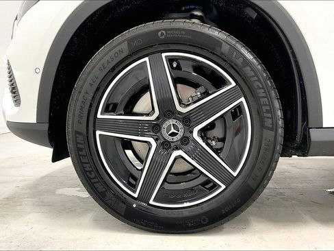 New 2026 Mercedes-Benz GLC 300 4MATIC image 11