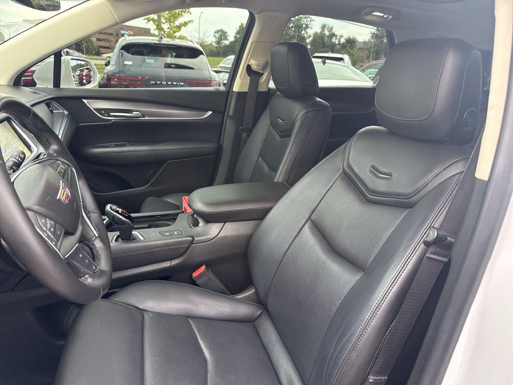 Used 2018 Cadillac XT5 Premium Luxury FWD image 15