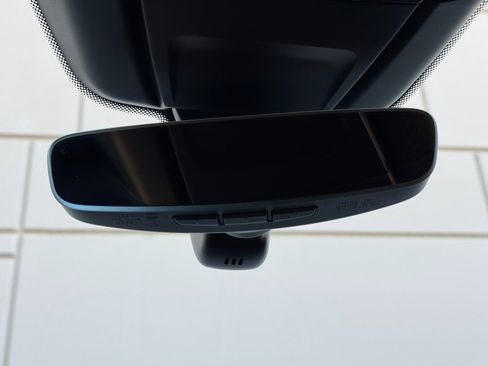 Used 2025 Porsche Panamera 4S w/ Premium Package image 38