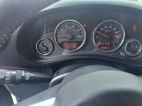 Used 2014 Jeep Wrangler Unlimited Rubicon image 22