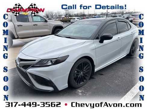 Used 2022 Toyota Camry XSE image 1