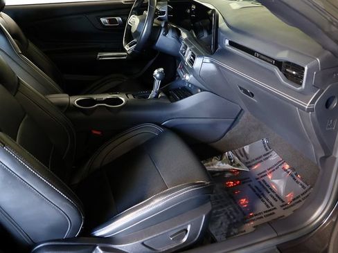 Used 2024 Ford Mustang Premium RWD image 27