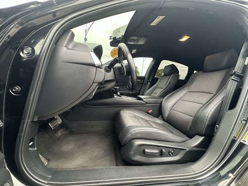 Used 2019 Honda Accord Sport image 11