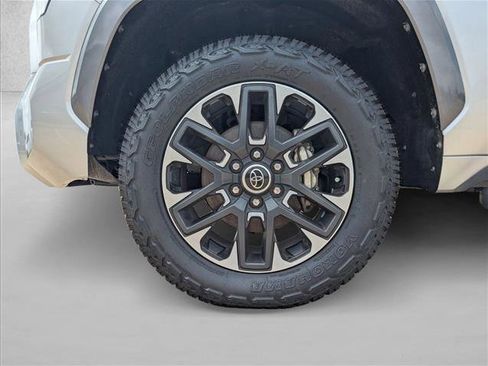 Used 2024 Toyota Tundra Limited w/ Power Package AWD/4WD image 22