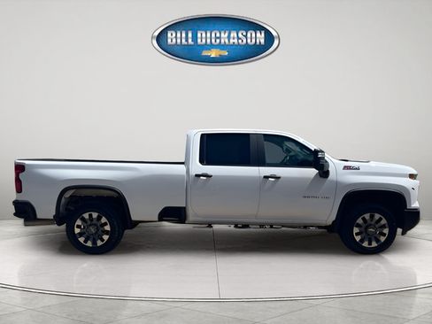 Used 2025 Chevrolet Silverado 2500 Custom w/ Custom Value Package AWD/4WD image 9