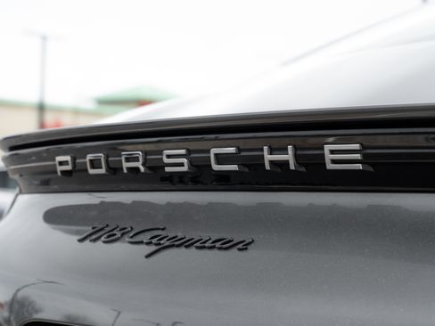 Used 2018 Porsche 718 Cayman image 26