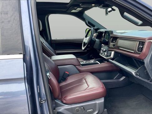 Used 2023 Ford Expedition Max Limited AWD/4WD image 7