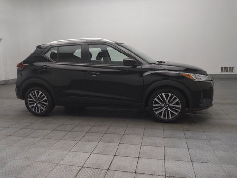 Used 2021 Nissan Kicks SV FWD image 11