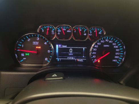 Used 2017 Chevrolet Silverado 1500 LT w/ LT Eassist Package image 23