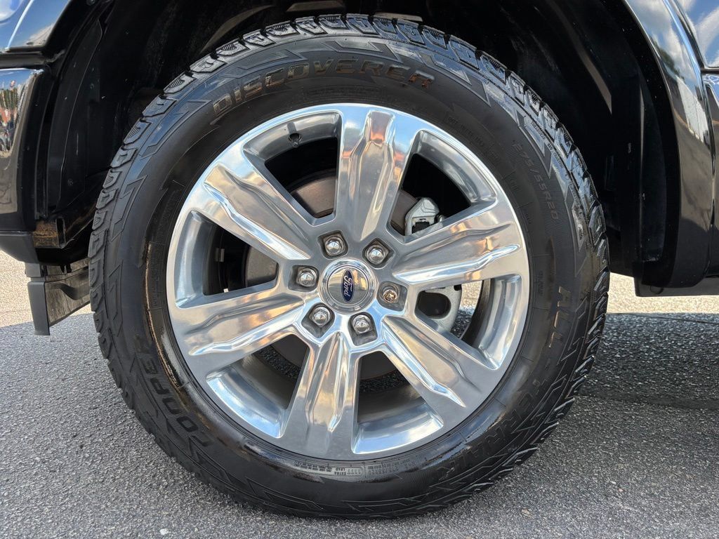 Used 2019 Ford F150 Platinum w/ Equipment Group 701A Luxury AWD/4WD image 15