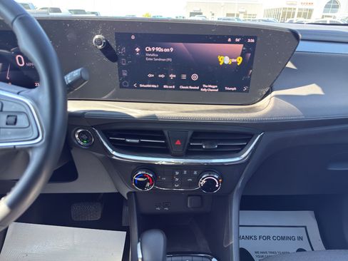 Used 2025 Buick Encore GX Preferred FWD image 15