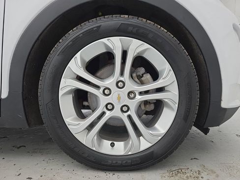 Used 2020 Chevrolet Bolt LT FWD image 13
