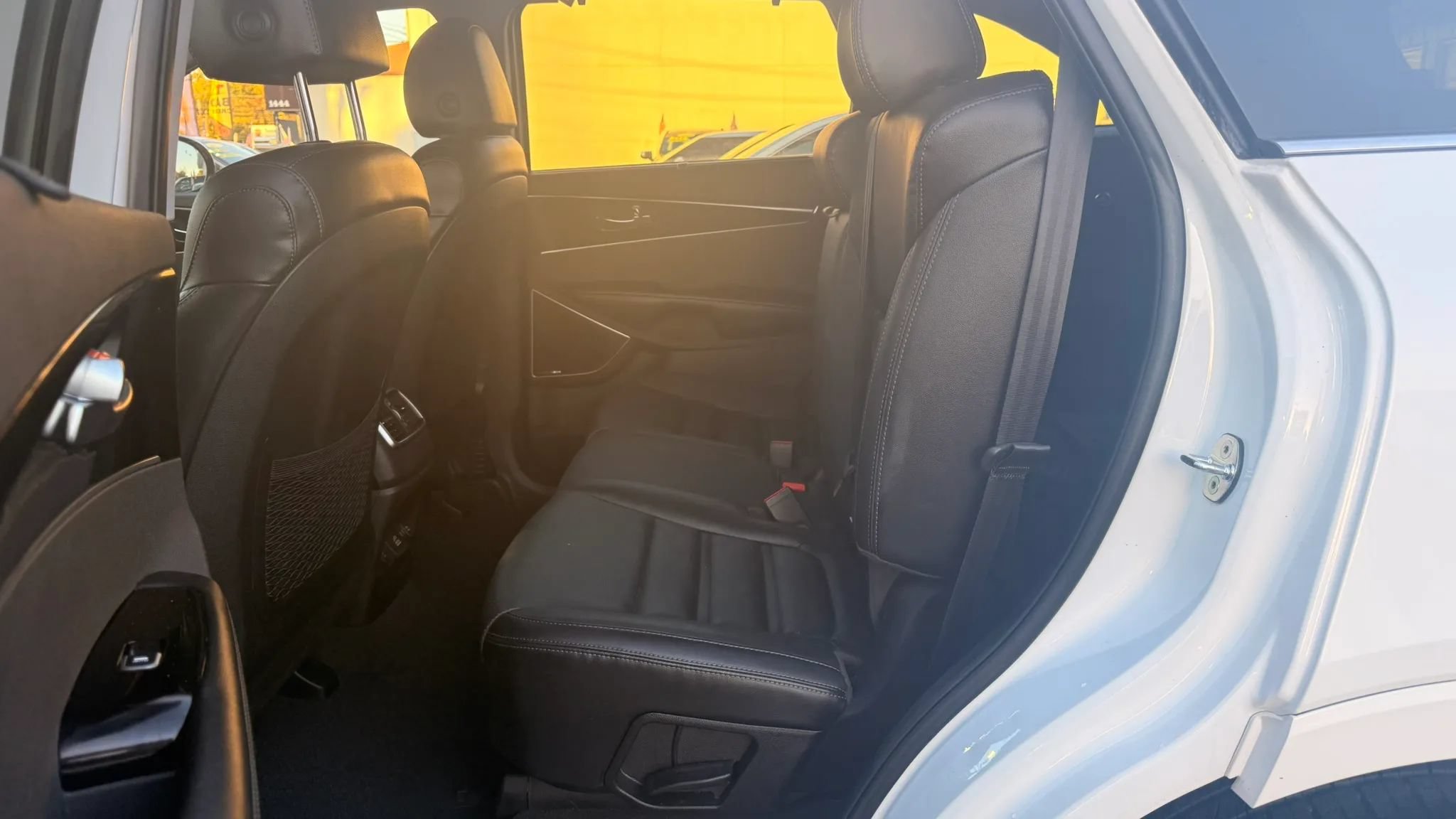 Used 2019 Kia Sorento SX w/ SX Touring Package AWD/4WD image 13