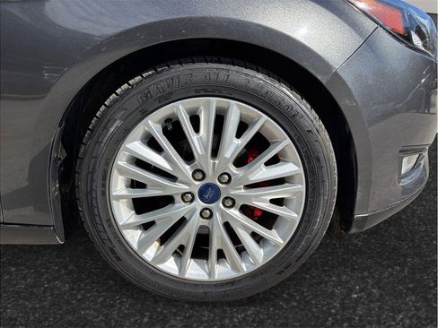 Used 2016 Ford Focus Titanium image 12
