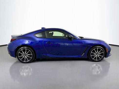 Used 2023 Toyota GR86 RWD image 5