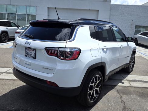 Certified 2026 Jeep Compass Limited AWD/4WD image 5