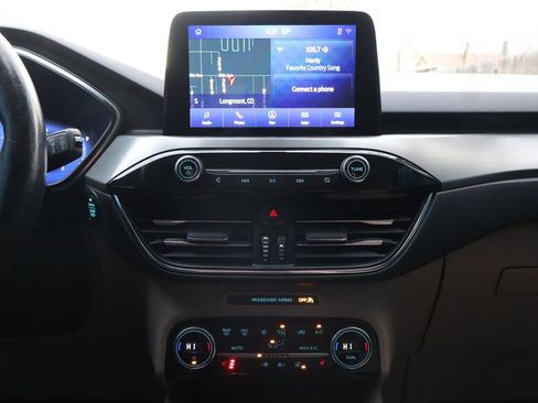 Used 2021 Ford Escape Titanium image 35