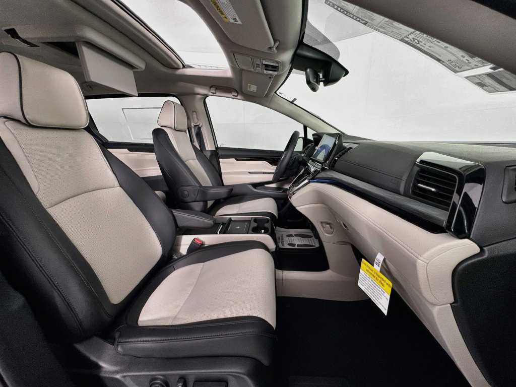 Used 2026 Honda Odyssey Elite image 39