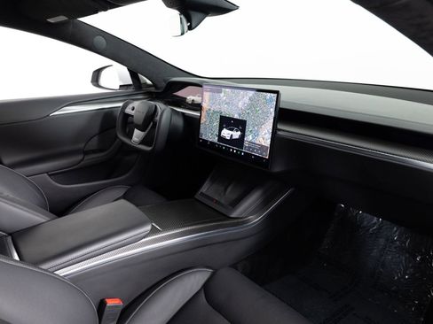 Used 2022 Tesla Model S Plaid image 25