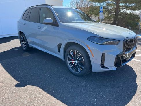 New 2026 BMW X5 xDrive40i w/ M Sport Package image 5