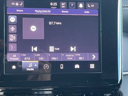 New 2025 Jeep Grand Cherokee Altitude image 12