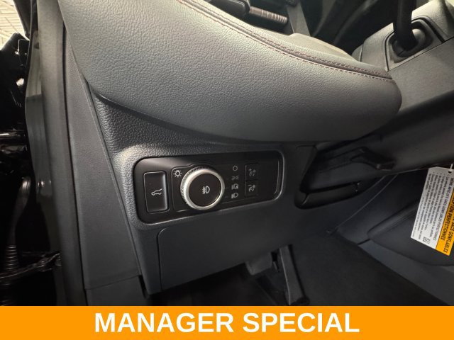 Used 2026 Ford Explorer Active w/ Active Comfort Package AWD/4WD image 22