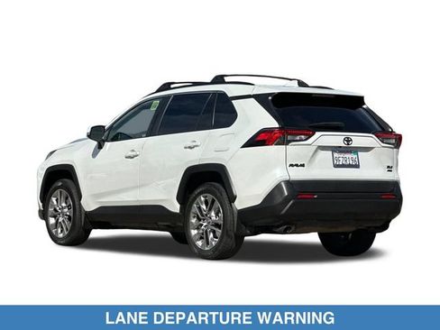 Used 2023 Toyota RAV4 XLE Premium AWD/4WD image 8
