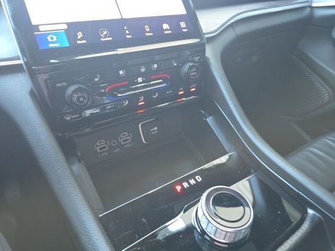 Used 2024 Jeep Grand Cherokee L Limited w/ Luxury Tech Group II image 13