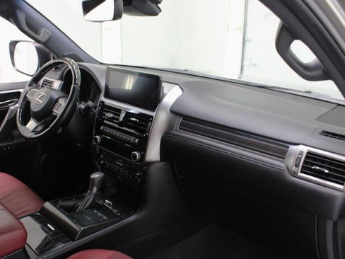 Used 2022 Lexus GX 460 Premium w/ Accessory Package AWD/4WD image 44
