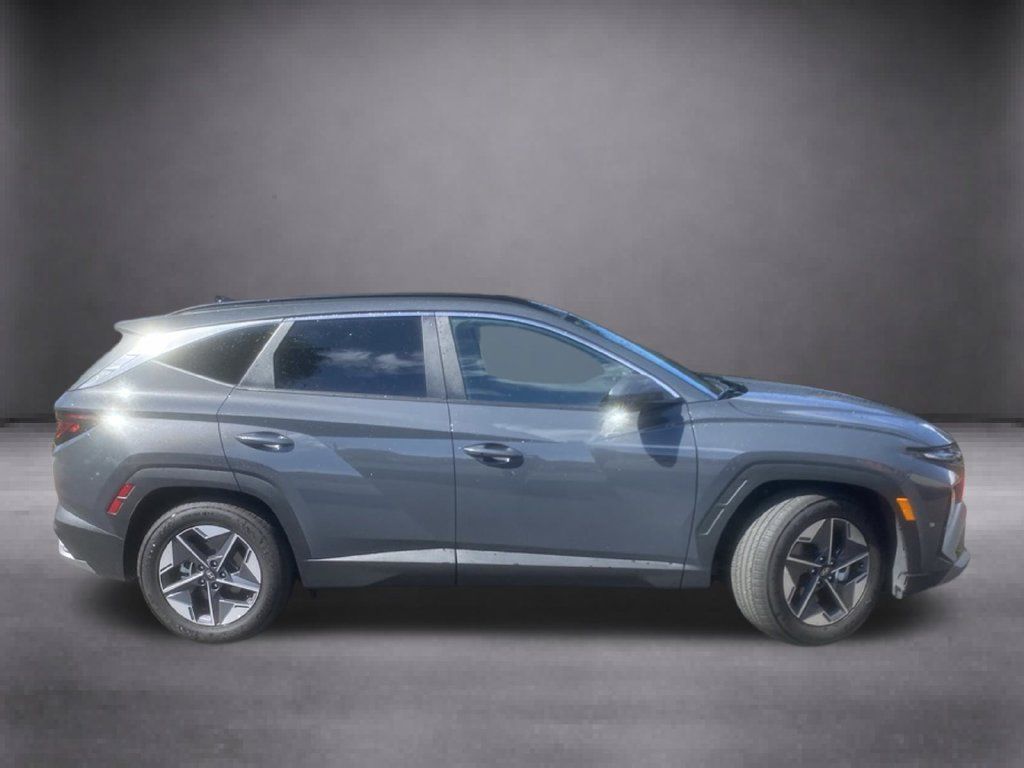 Used 2026 Hyundai Tucson SEL Plus FWD image 8