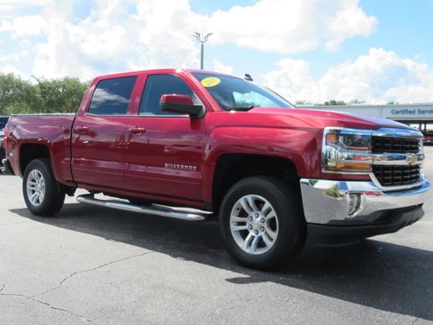Used 2018 Chevrolet Silverado 1500 LT w/ All Star Edition RWD image 3