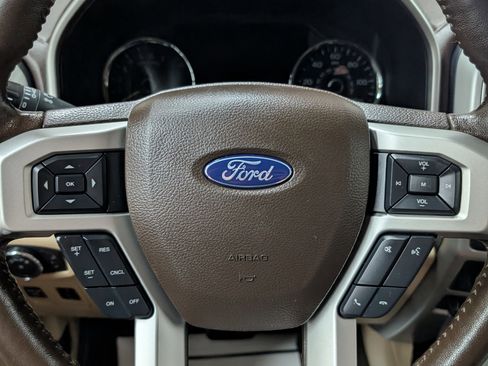Used 2018 Ford F150 Lariat w/ Equipment Group 502A Luxury image 25