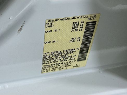 Used 2022 Nissan Altima 2.5 SV w/ SV Premium Package image 12