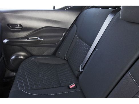 Used 2021 Nissan Kicks S image 14