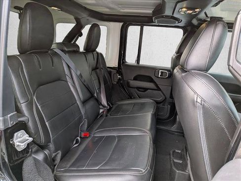 Used 2023 Jeep Wrangler Sahara w/ Cold Weather Group image 19