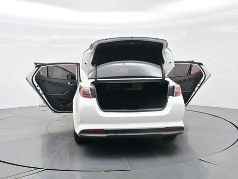 Used 2016 Kia Optima Hybrid image 40