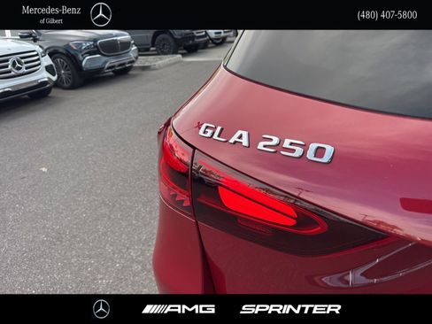 Certified 2025 Mercedes-Benz GLA 250 image 5