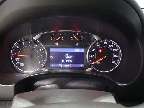 Used 2024 GMC Terrain SLT AWD/4WD image 40