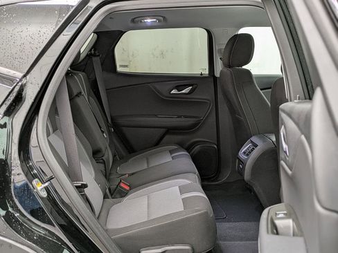 Used 2025 Chevrolet Blazer LT AWD/4WD image 18