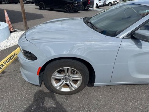 Used 2021 Dodge Charger SXT image 4