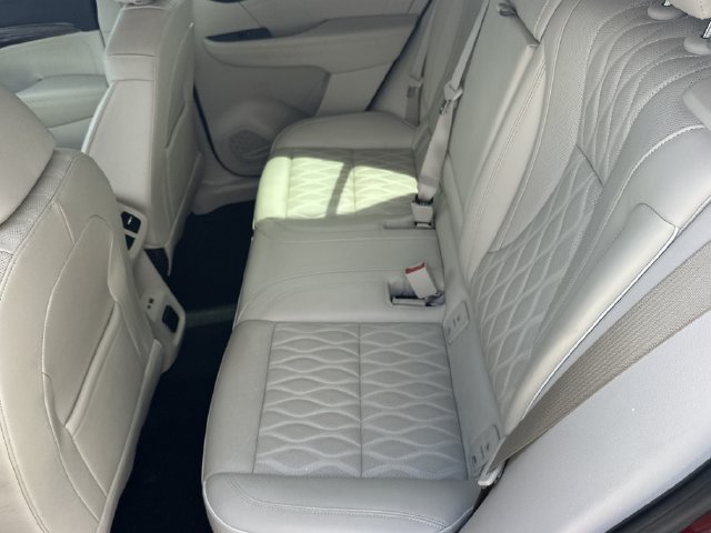 Used 2022 Buick Envision Avenir w/ Technology Package II FWD image 14